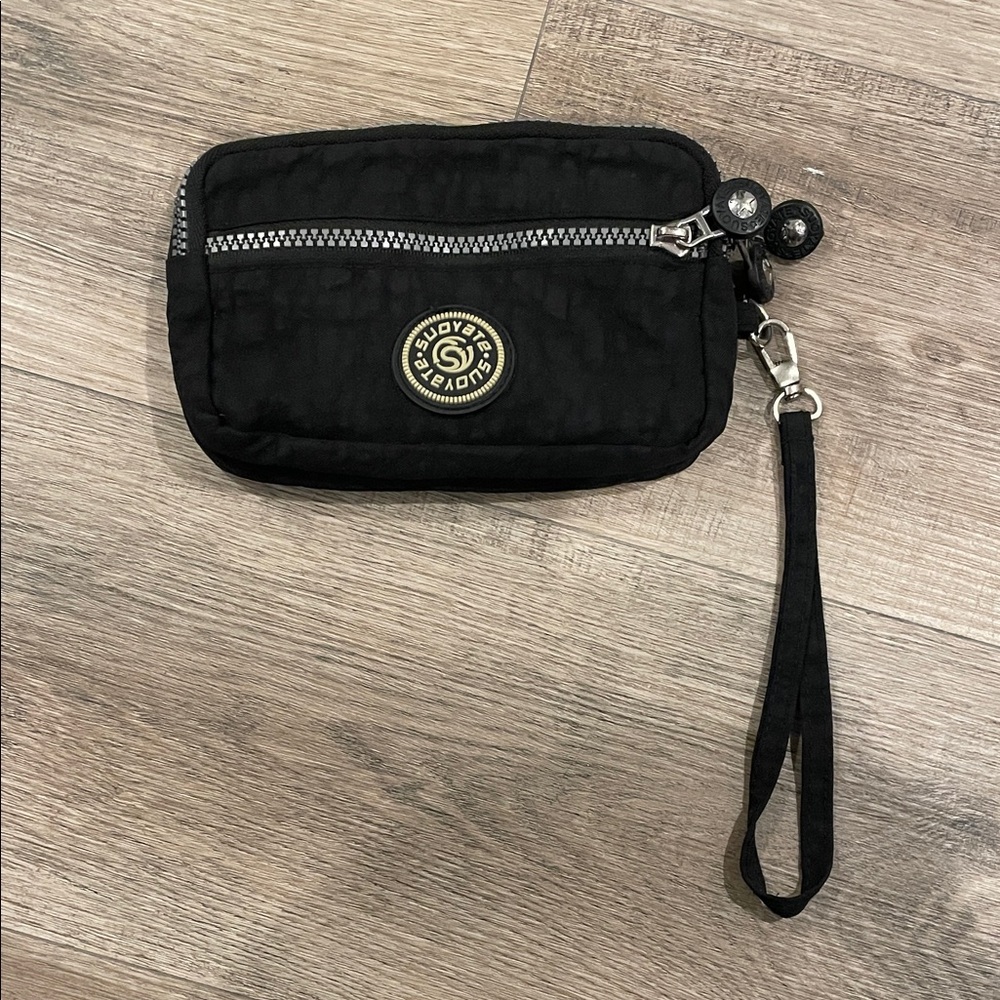 Suoyate Black Wristlet Purse